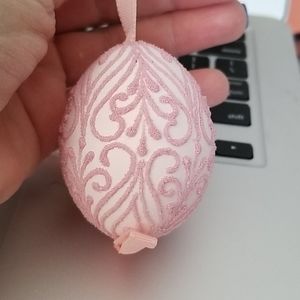 Homemade, Easter Egg